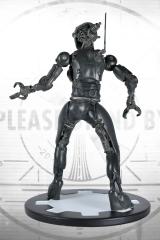 Assaultron 8" Statue (Dominator)