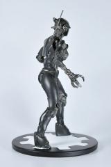 Assaultron 8" Statue (Dominator)