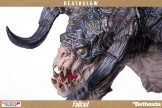 Deathclaw Statue