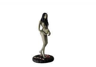 Pregnant Alma Statue
