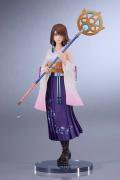 Yuna 10.6" Statue