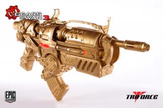 Locust Hammerburst II Full Scale Replica (gold edition)