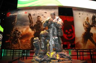Marcus Fenix Life-Size Statue