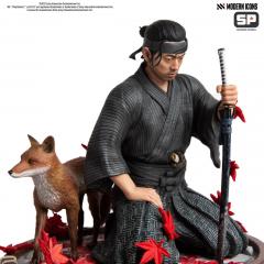 Modern Icons #17 - Jin Sakai Statue (exclusive)