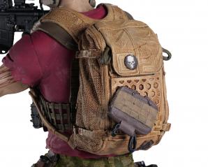Nomad 9.4" Statue