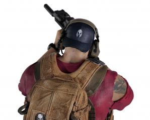 Nomad 9.4" Statue