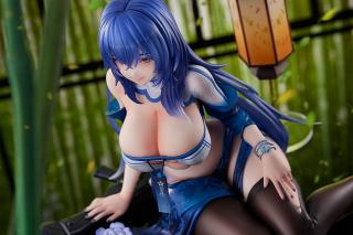 DP-12: Echeveria Lantern 1/6 Scale Statue