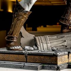 Kratos 1:3 Statue