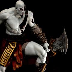 Kratos 1:3 Statue