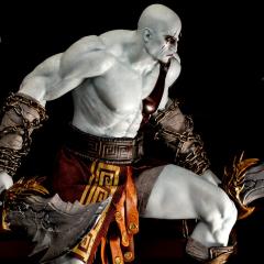 Kratos 1:3 Statue