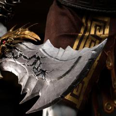 Kratos 1:3 Statue
