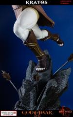 Lunging Kratos (exclusive)