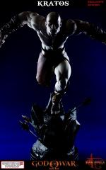 Lunging Kratos (exclusive)