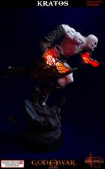 Lunging Kratos (exclusive)