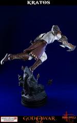 Lunging Kratos