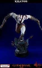 Lunging Kratos