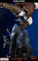 Lunging Kratos