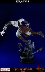 Lunging Kratos