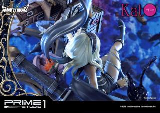 Kat 21" Statue (exclusive)