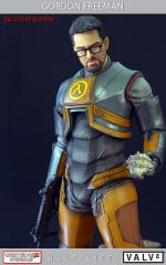 Gordon Freeman Statue (exclusive)