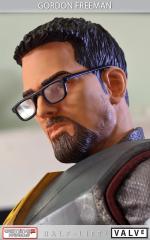 Gordon Freeman Statue