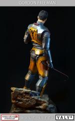 Gordon Freeman Statue