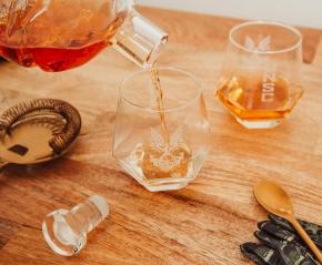 Master Chief 6-Piece Whiskey Decanter Set
