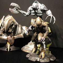 Covenant Elite 18" Statue