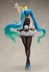 Hatsune Miku: My Dear Bunny Ver. 1/4 Scale Statue