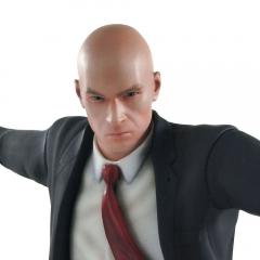 Agent 47 Statue