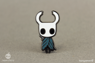 Wanderer Lapel Pin (exclusive)