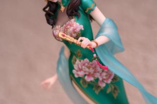 Yang Yuhan 1/10 Scale Statue (Dream Weaving Ver.)