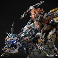 Aloy on Clawstrider 1:9 Scale Statue