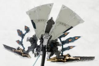 Ginkei 1/144 Scale Model Kit