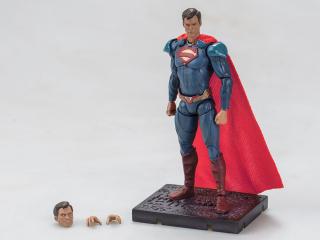 Superman 3.75" Figure (exclusive)