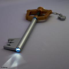Light Up Kingdom Key 14" Replica (ver 2)