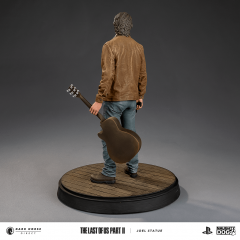 Joel 14.25" Statue