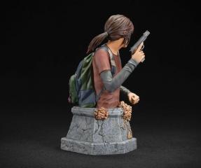 Ellie w/ Handgun 7.5" Bust