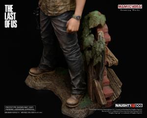 Joel & Ellie 1/9 Scale Statues