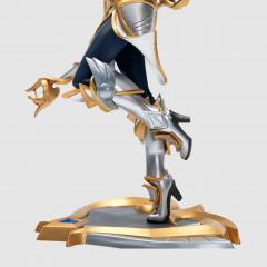 Lux Unlocked 10" Statue
