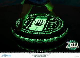 Link 7.9" Statue (exclusive)