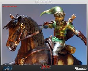 Link on Epona (exclusive)