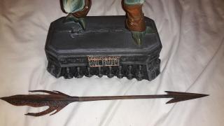 Raziel Statue