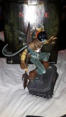 Raziel Statue