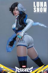 Luna Snow 1/6 Scale Figure