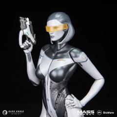 EDI 8.6" Statue