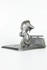 Garrus Vakarian 6" Statue (silver)