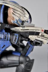 Garrus Vakarian 6" Statue