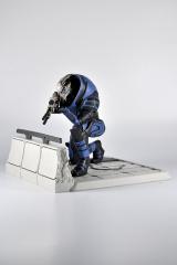 Garrus Vakarian 6" Statue