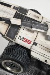 M35 Mako Statue